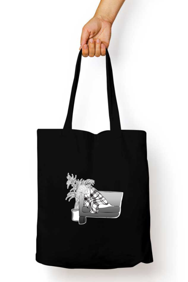 Girl on Couch - Tote Bag Zipper - Image 2